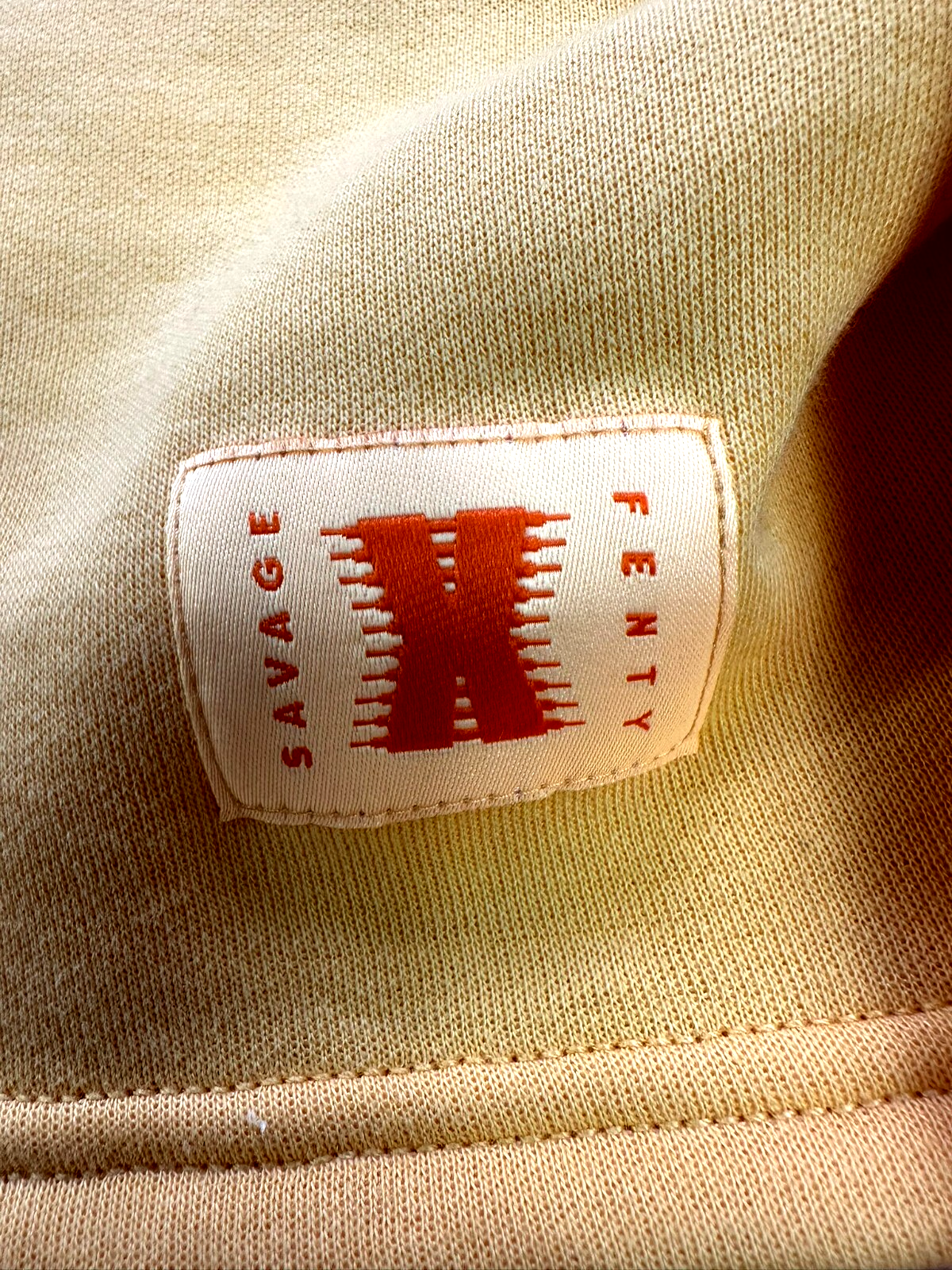 Women's Yellow Savage X Fenty Crop Fleece Hoodie With Logo- Size XL (16-18)