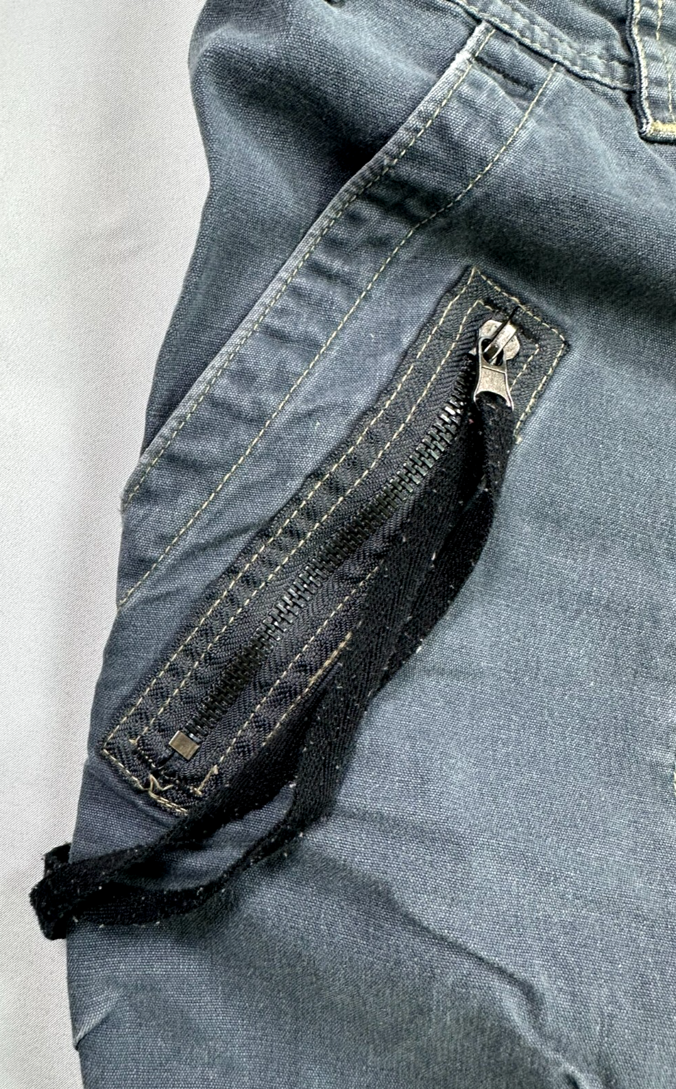 Men's Vintage Bugle Boy Dark Gray 9 Pocket Cargo Pants- Size 30 x 30
