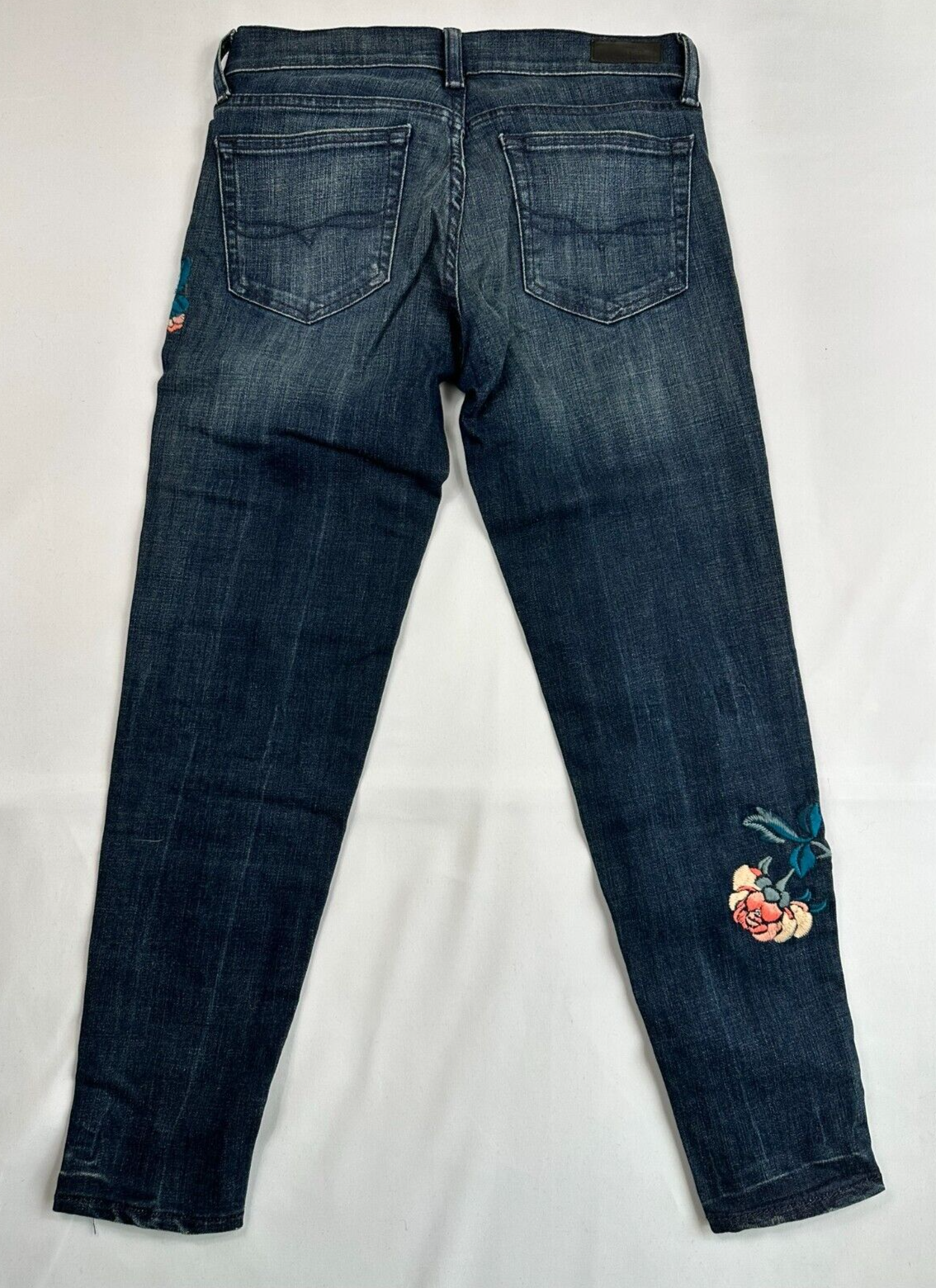 Women's Polo Ralph Lauren #26 Tompkins Skinny Crop- Floral Embroider- Waist 26