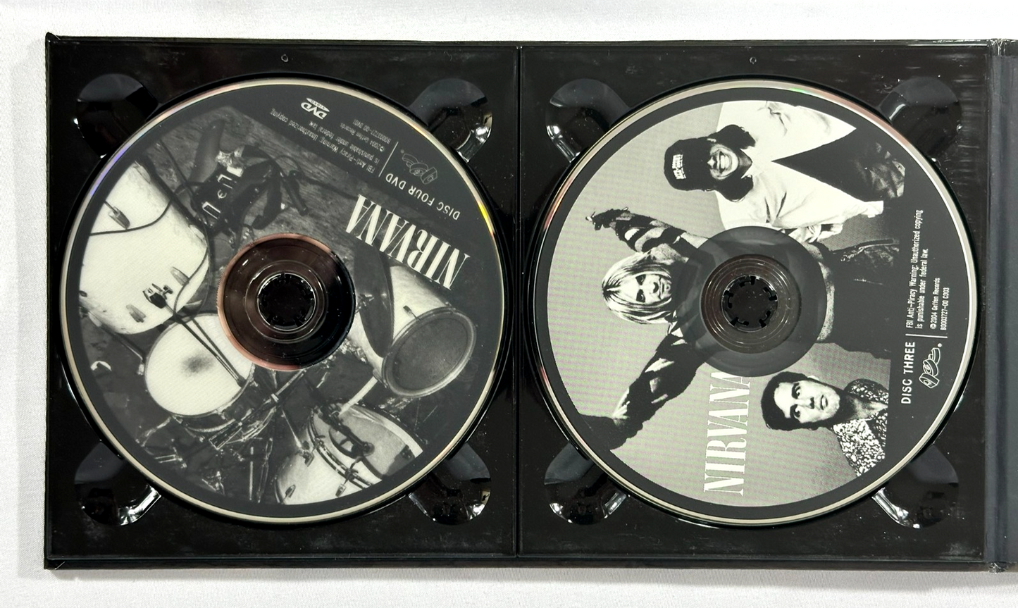 Nirvana With The Lights Out- 3CD Disc/ 1 DVD & Booklet Box Set (2004)