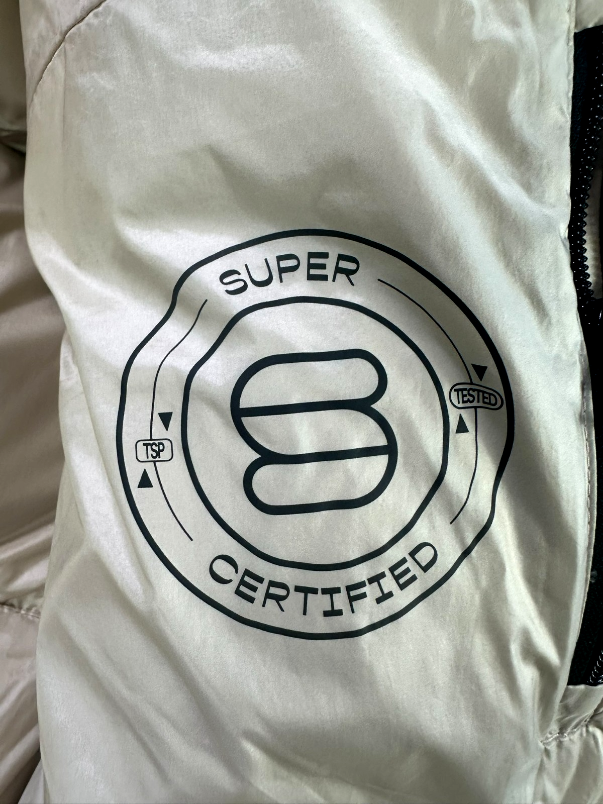 Women's Matte Pearl Original Super Puff Puffer Jacket- Size L