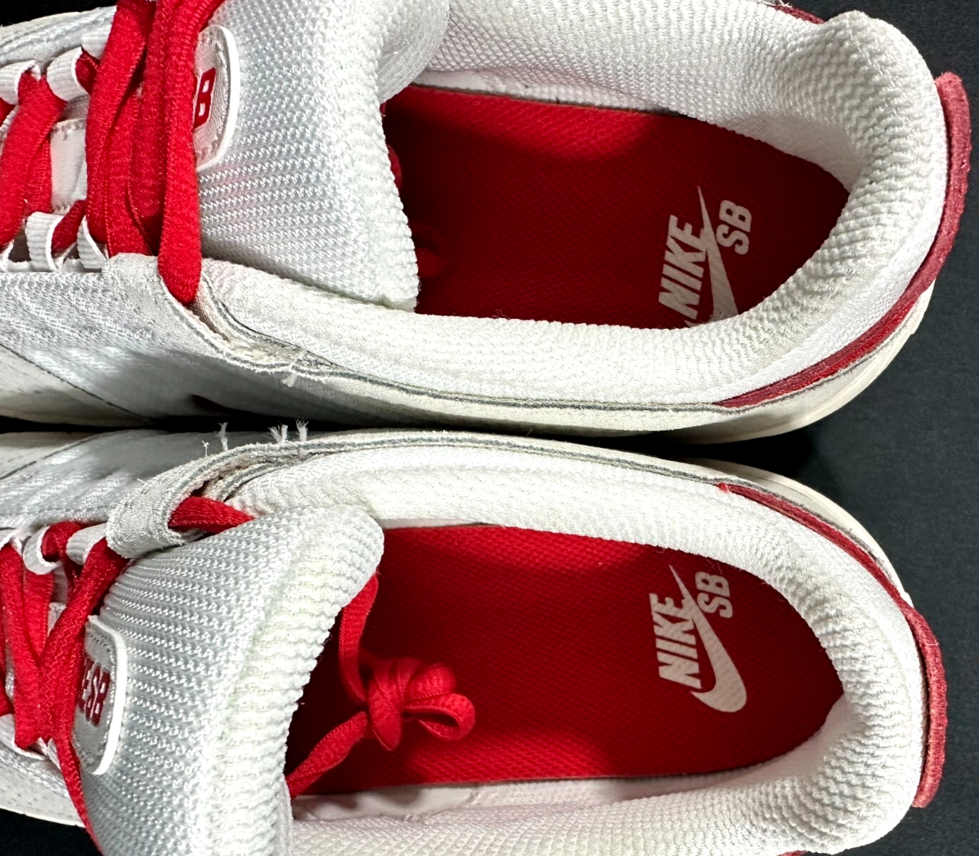 Men's Nike Vertebrae SB Sail University Red- Size 10