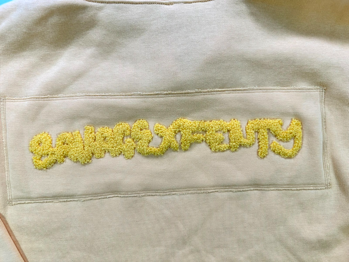 Women's Yellow Savage X Fenty Crop Fleece Hoodie With Logo- Size XL (16-18)