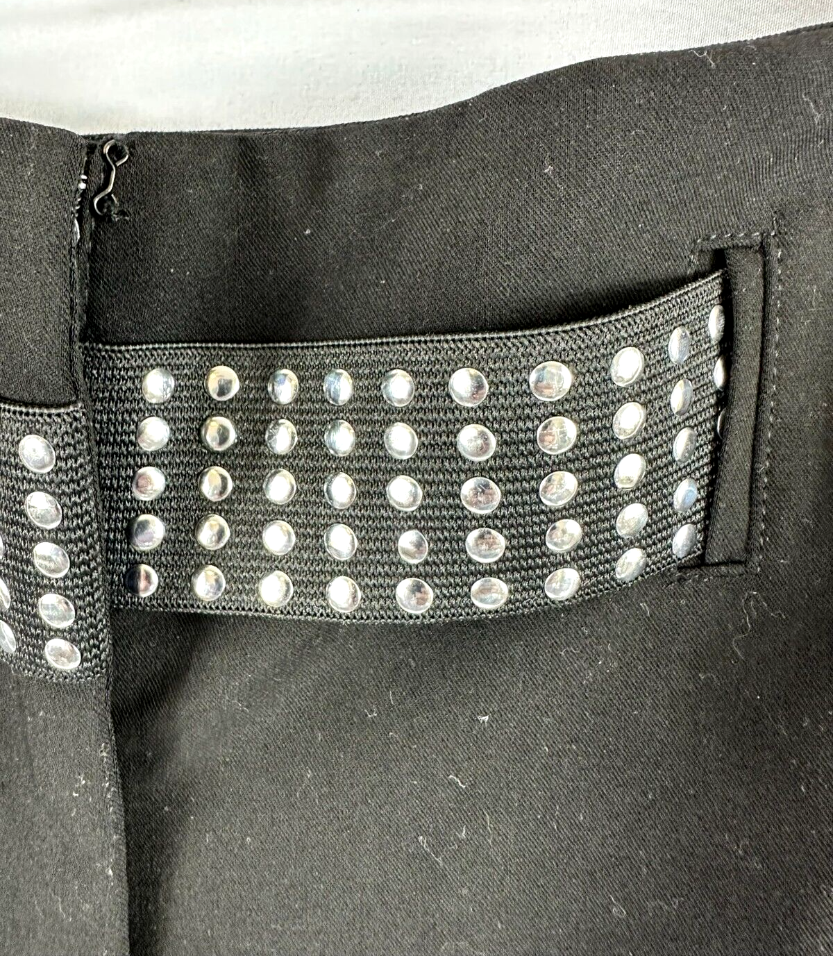Women's Larry Levine Stretch Black Crop Pants- Size 10