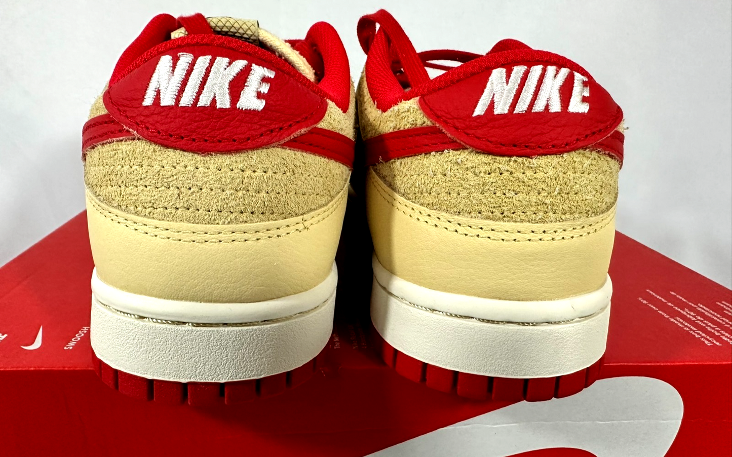 Men's Nike Dunk Low Retro SE "Strawberry Waffle" (HJ9100-294) Size 10