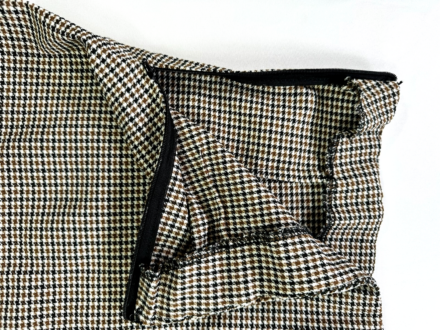 Women's Brown & Black Shein Houndstooth Stretch Mini Skirt- Size XS
