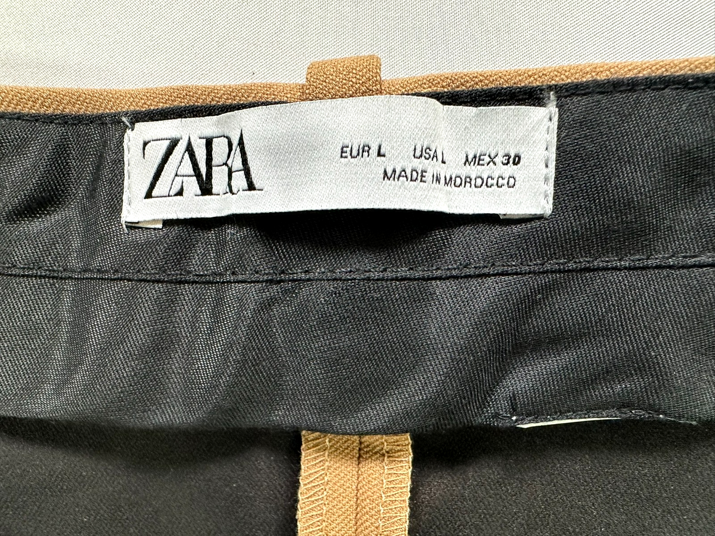 Women's Zara Tan Stretch Lined Mini Skirt With Pockets- Size L