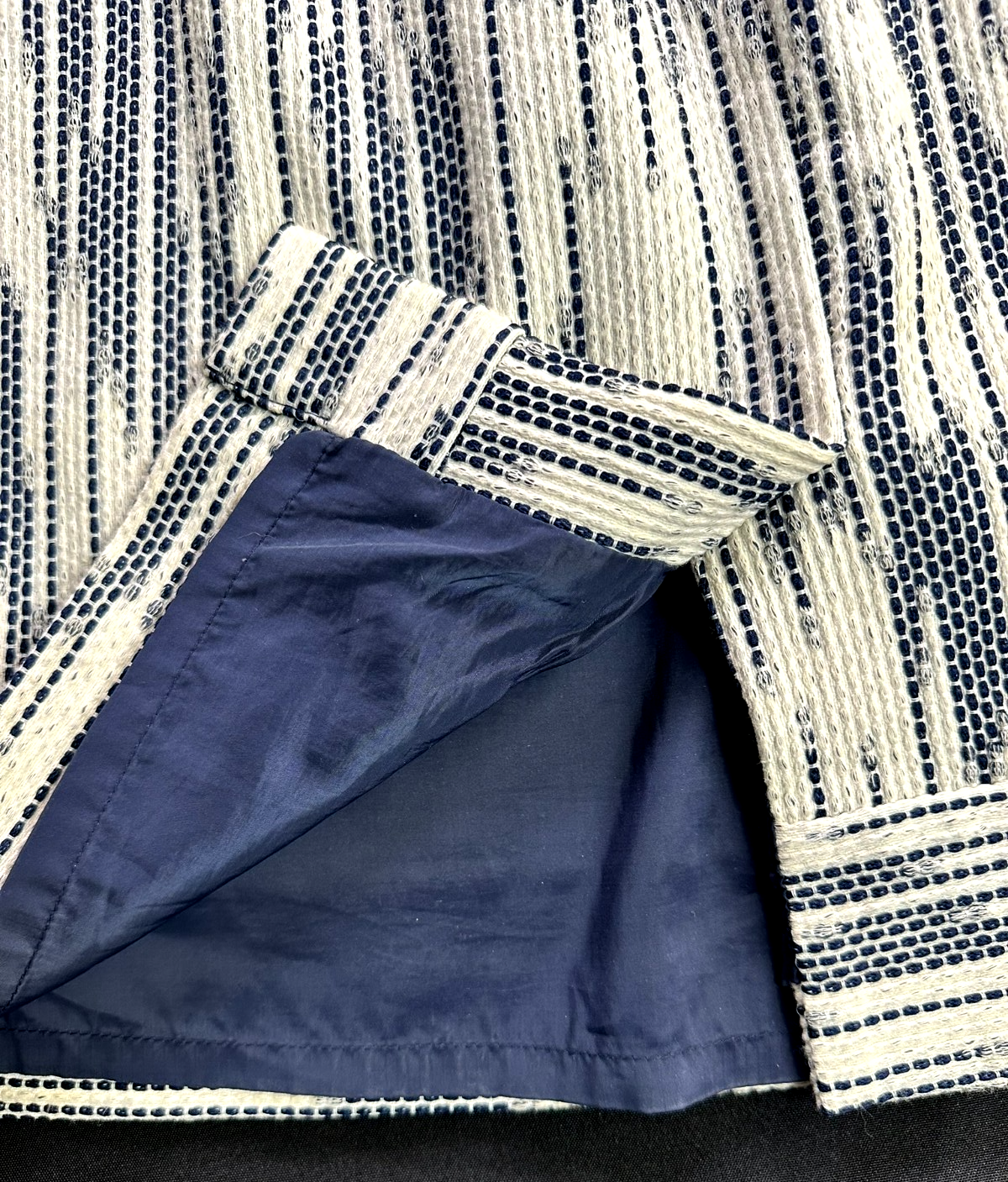 Women's J.Crew Ivory & Navy Blue Italian Tweed Tapestry Sheath Dress- Size 6