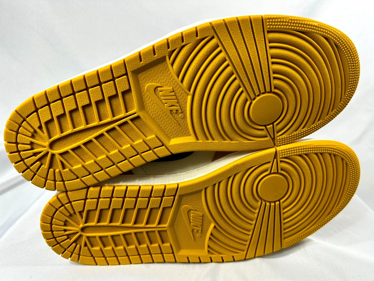Men's Nike Air Jordan 1 Retro OG Yellow Ochre (DZ5485-701)- Size 12.5