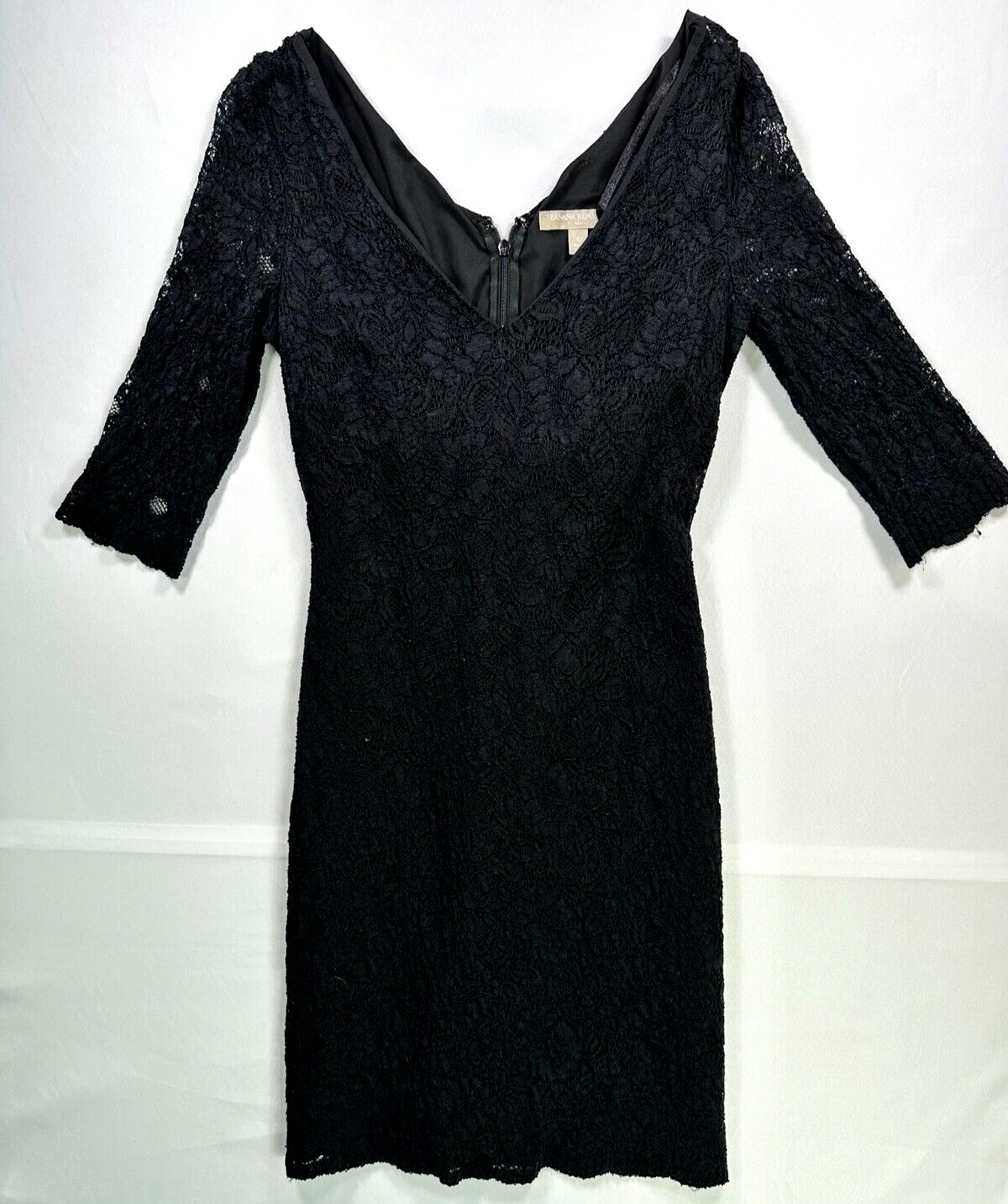 Women's Black Banana Republic Lace Sheath Dress- Size 0