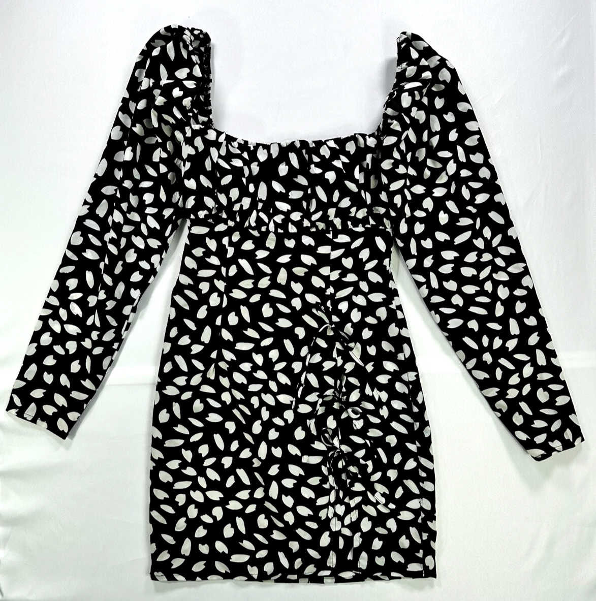Women's Black & White Pretty Little Thing Sheath Dress- Size 2