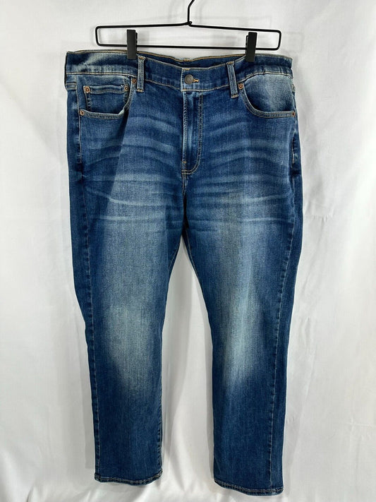 Men's Lucky Brand Los Angeles 410 Athletic/Straight Jeans- Size 38/30