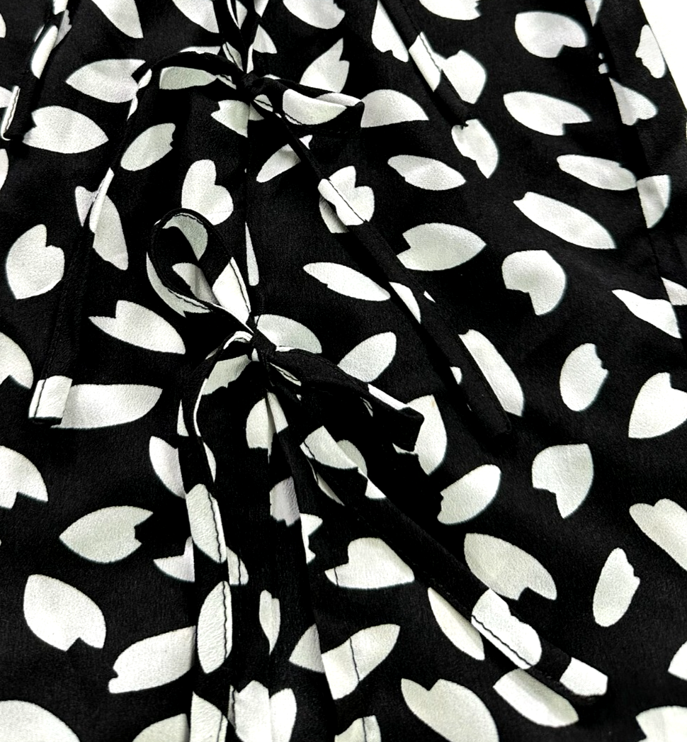 Women's Black & White Pretty Little Thing Sheath Dress- Size 2