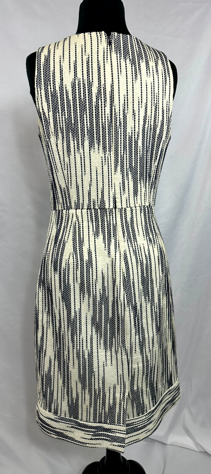 Women's J.Crew Ivory & Navy Blue Italian Tweed Tapestry Sheath Dress- Size 6