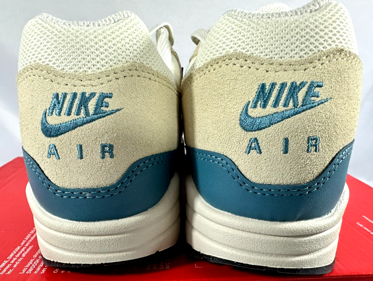 Men's Nike Air Max 1 ESS Soft Pearl/ Smokey Blue (FZ5808-011) Size 10