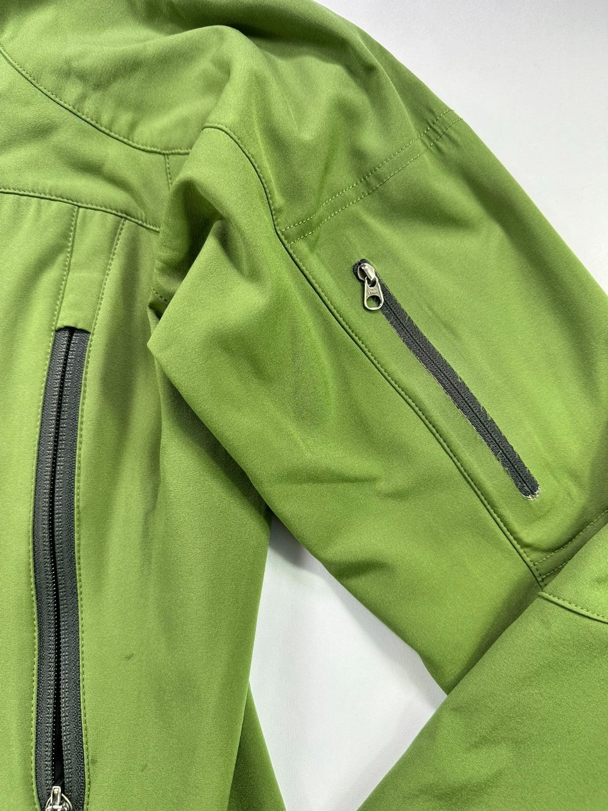 Women's Green REI Lightweight Zip Jacket- Size M