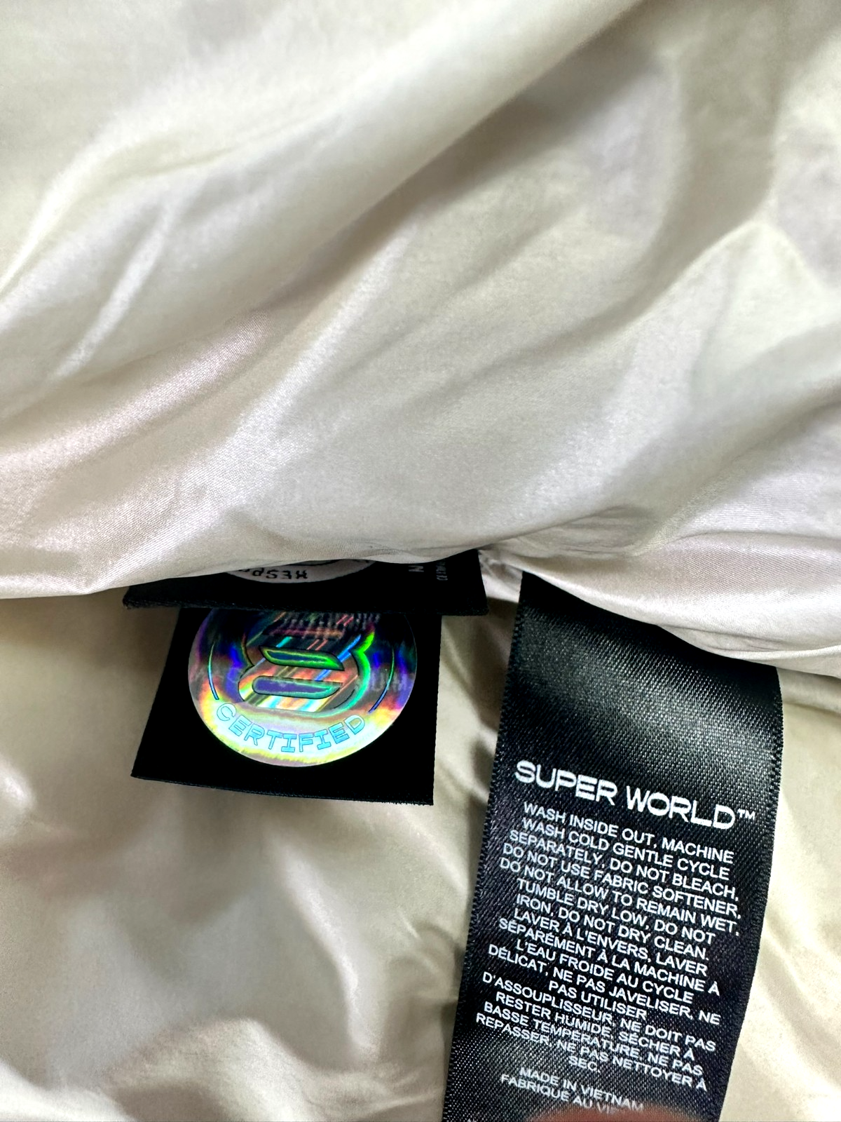 Women's Matte Pearl Original Super Puff Puffer Jacket- Size L