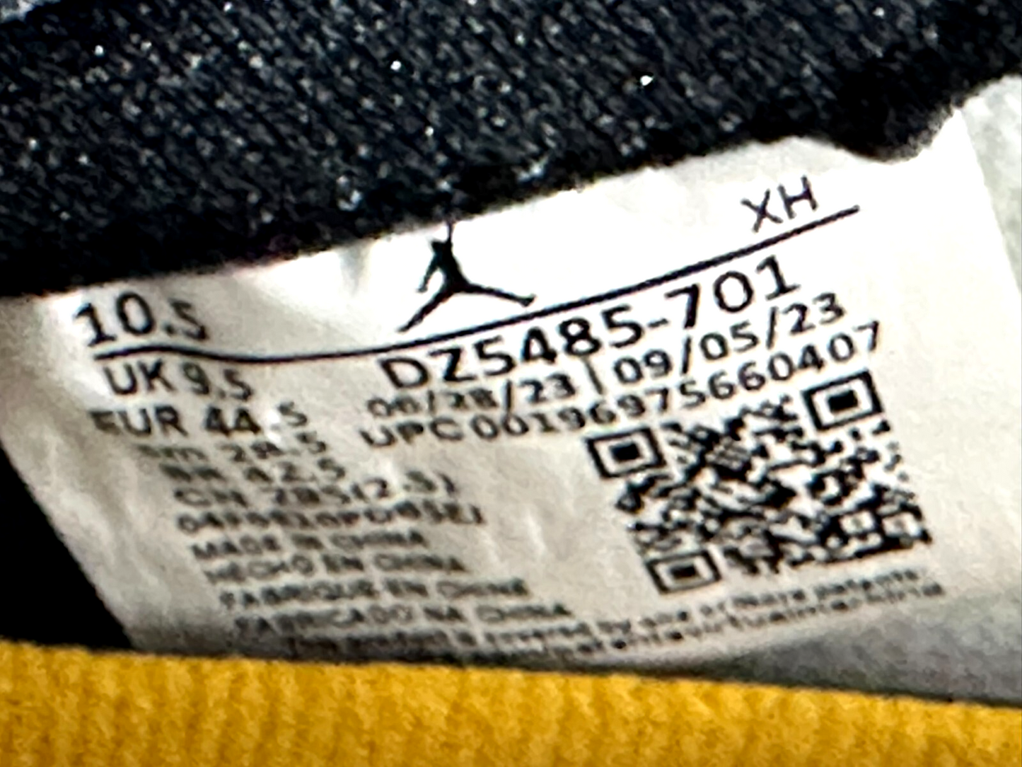 Men's Nike Air Jordan 1 Retro OG Yellow Ochre (DZ5485-701)- Size 12.5