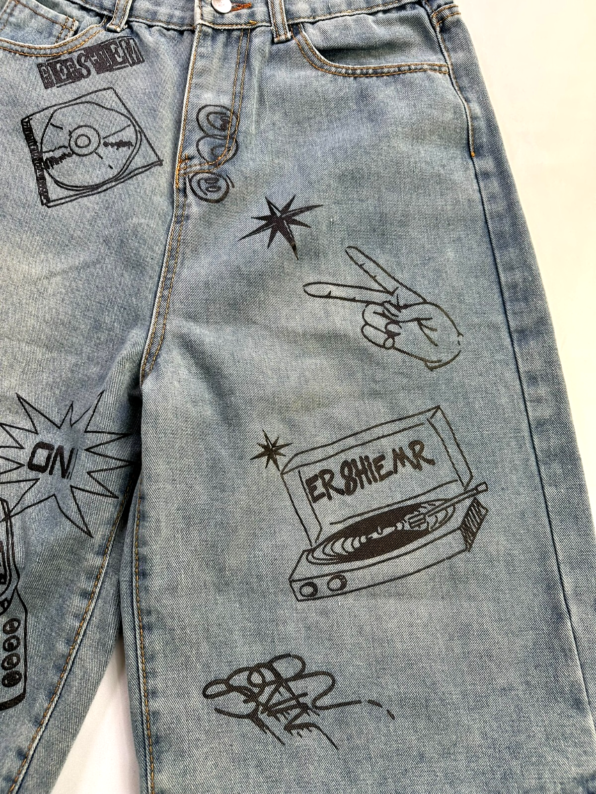 Men's Y2K Style Wide Leg Jorts Loose Fit Jean Shorts- Size 29