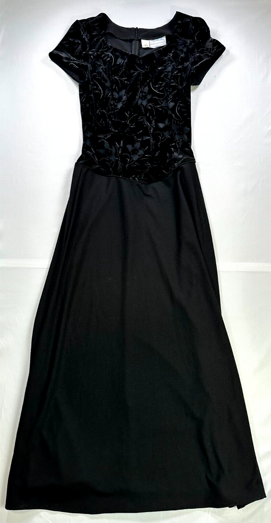 Women's Vintage Black Southeastern Long Gown/ Dress- Size 2