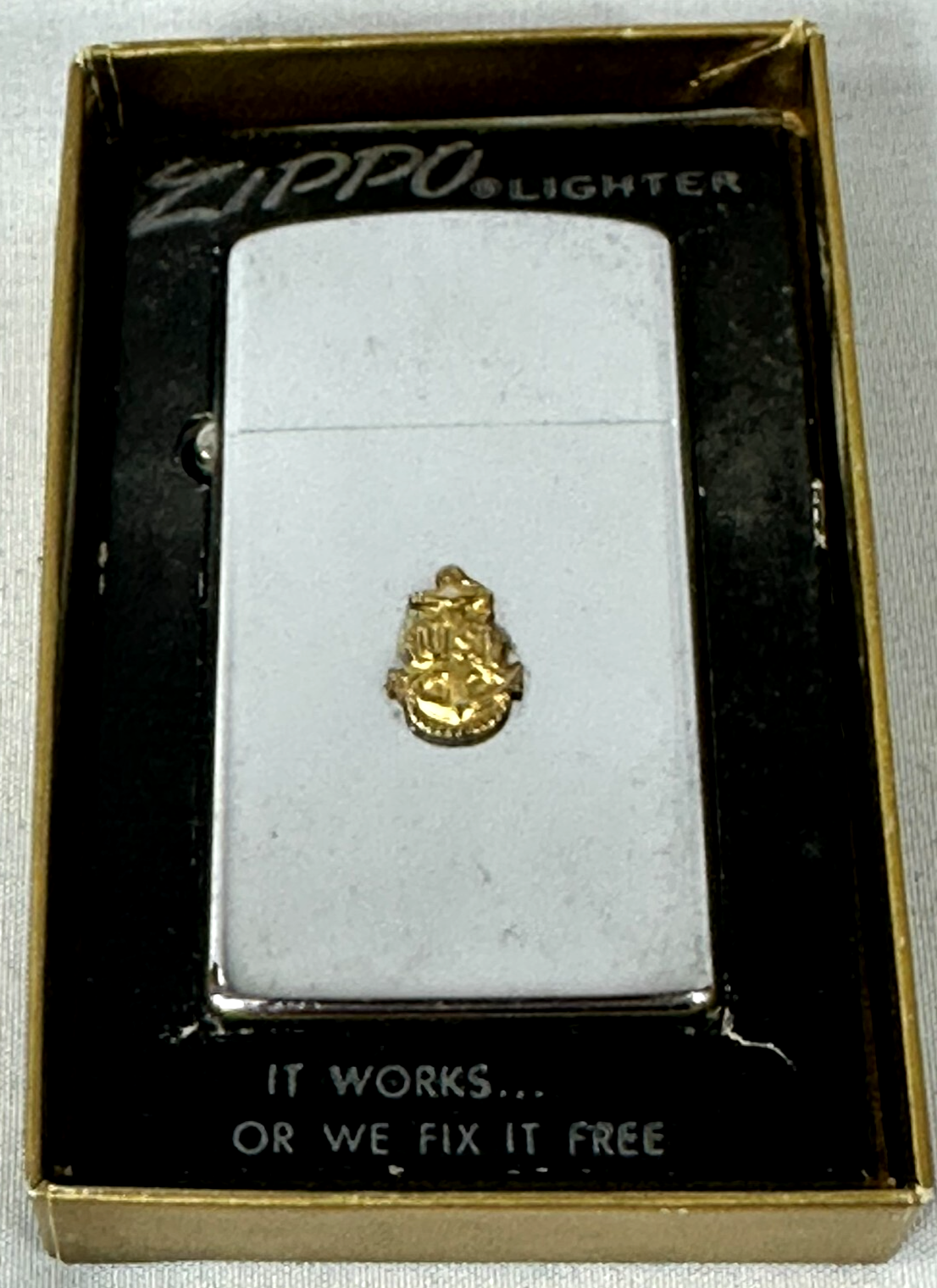 Vintage Zippo US Navy Chief Petty Officer Medallion Lighter (Circa 1950s/60s)