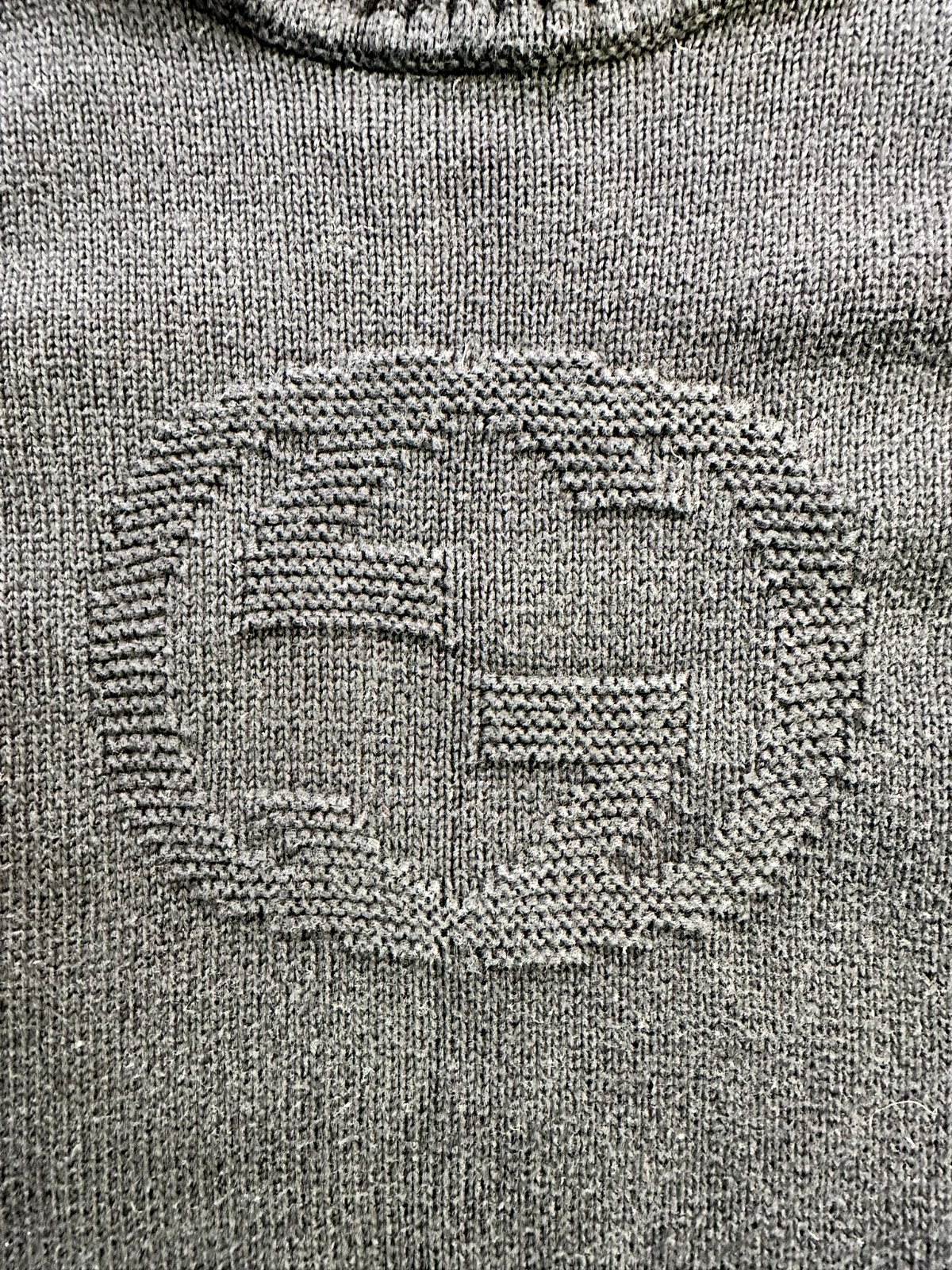 Kids Vintage Gucci Logo Cotton Sweater- Size 6