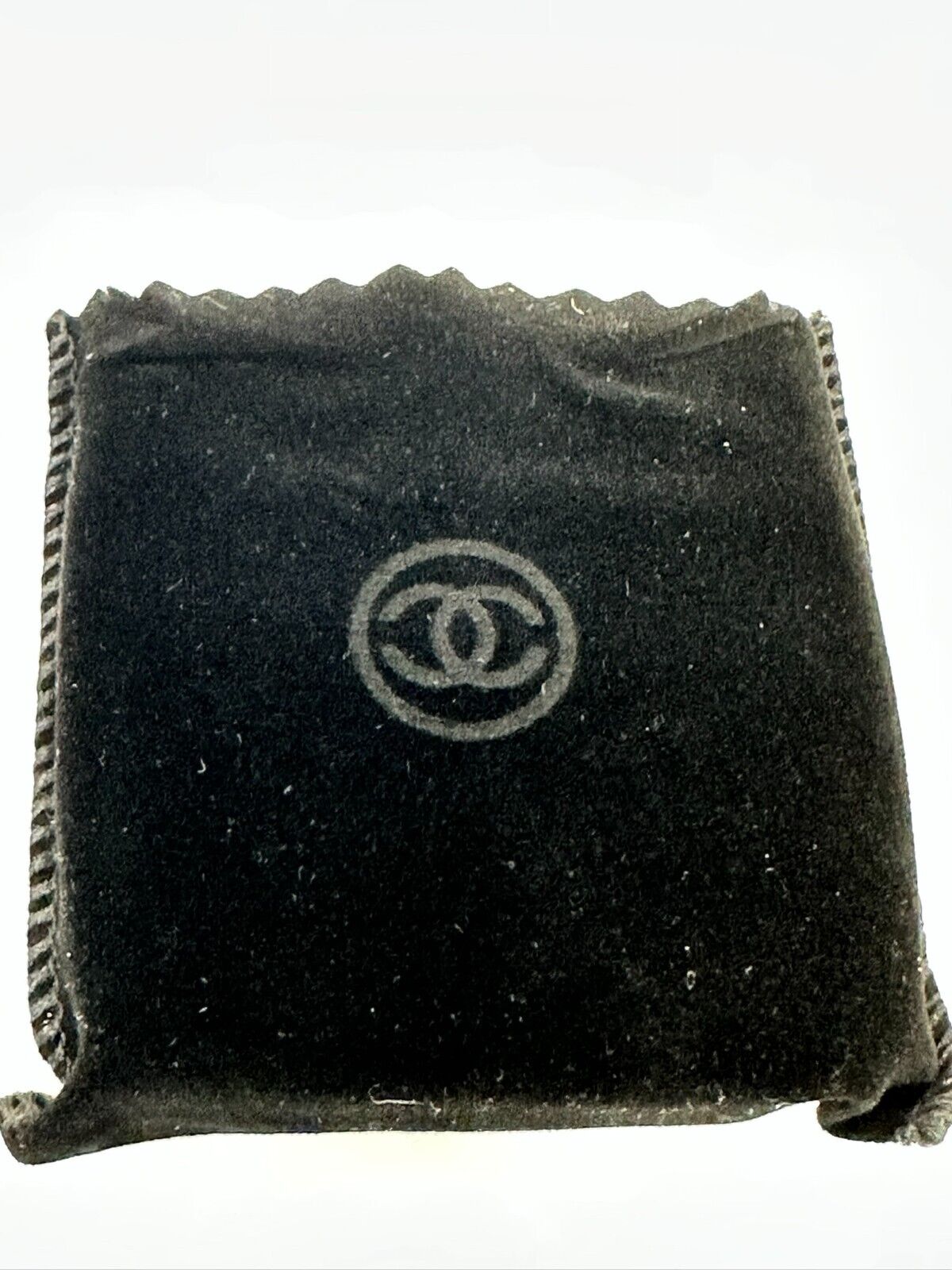 Chanel Les Ombres Multi-Effect Quadra Eyeshadow (#302) 2g/0.07oz- Hard to Find