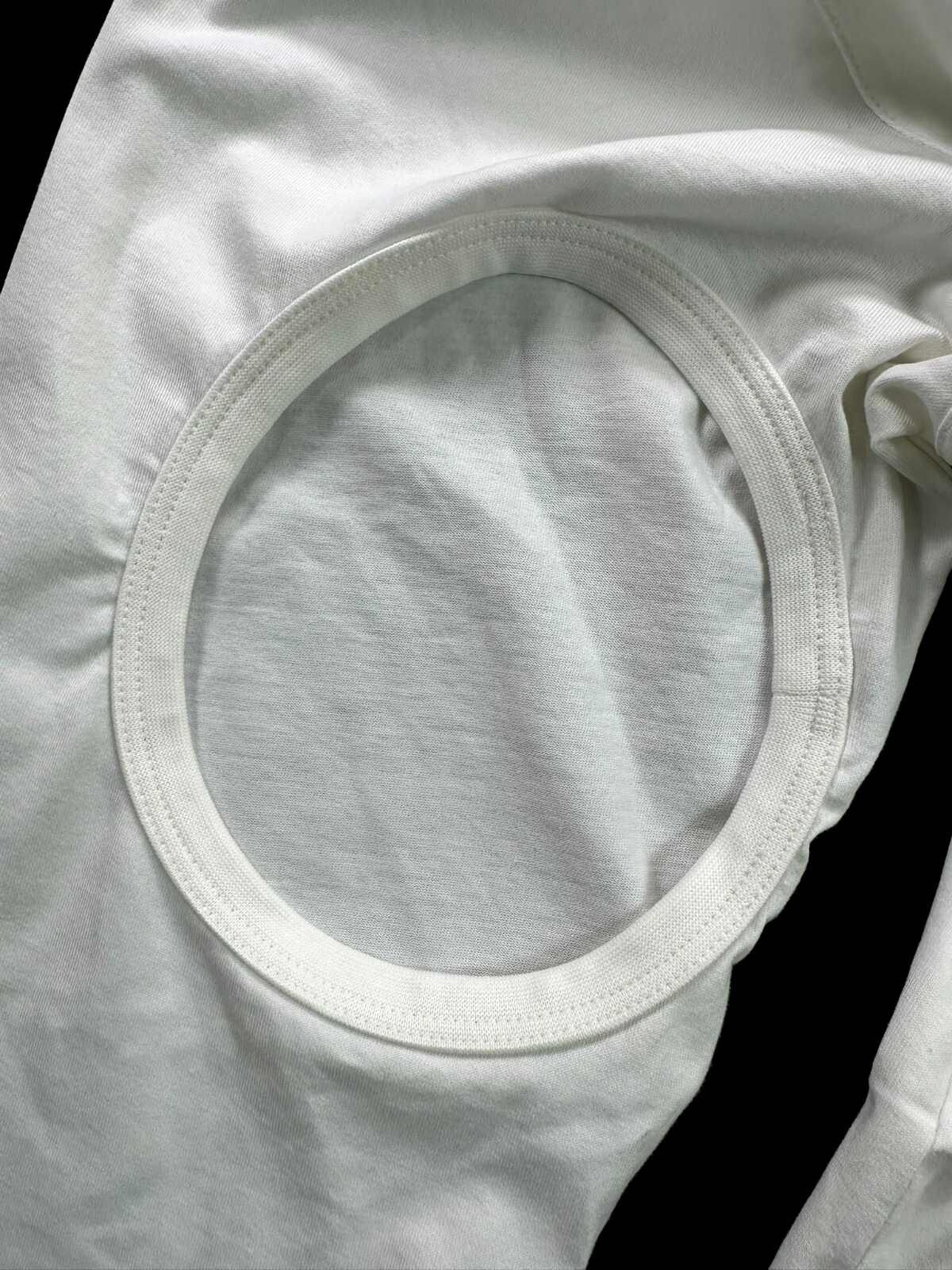 Men's Burberry White Swan Print Long Sleeve Cot Out T-Shirt- Size M (Oversized)