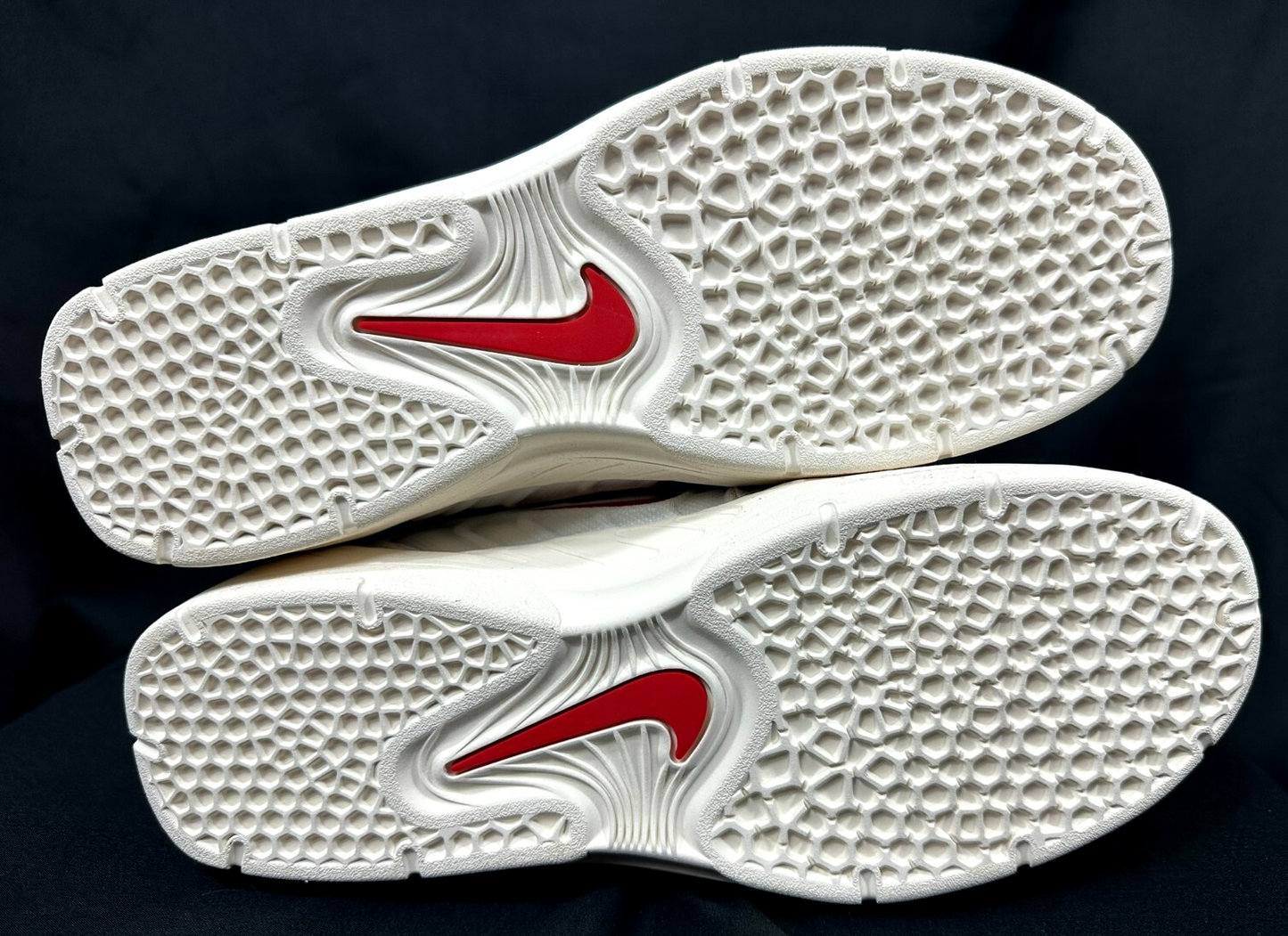 Men's Nike Vertebrae SB Sail University Red- Size 10