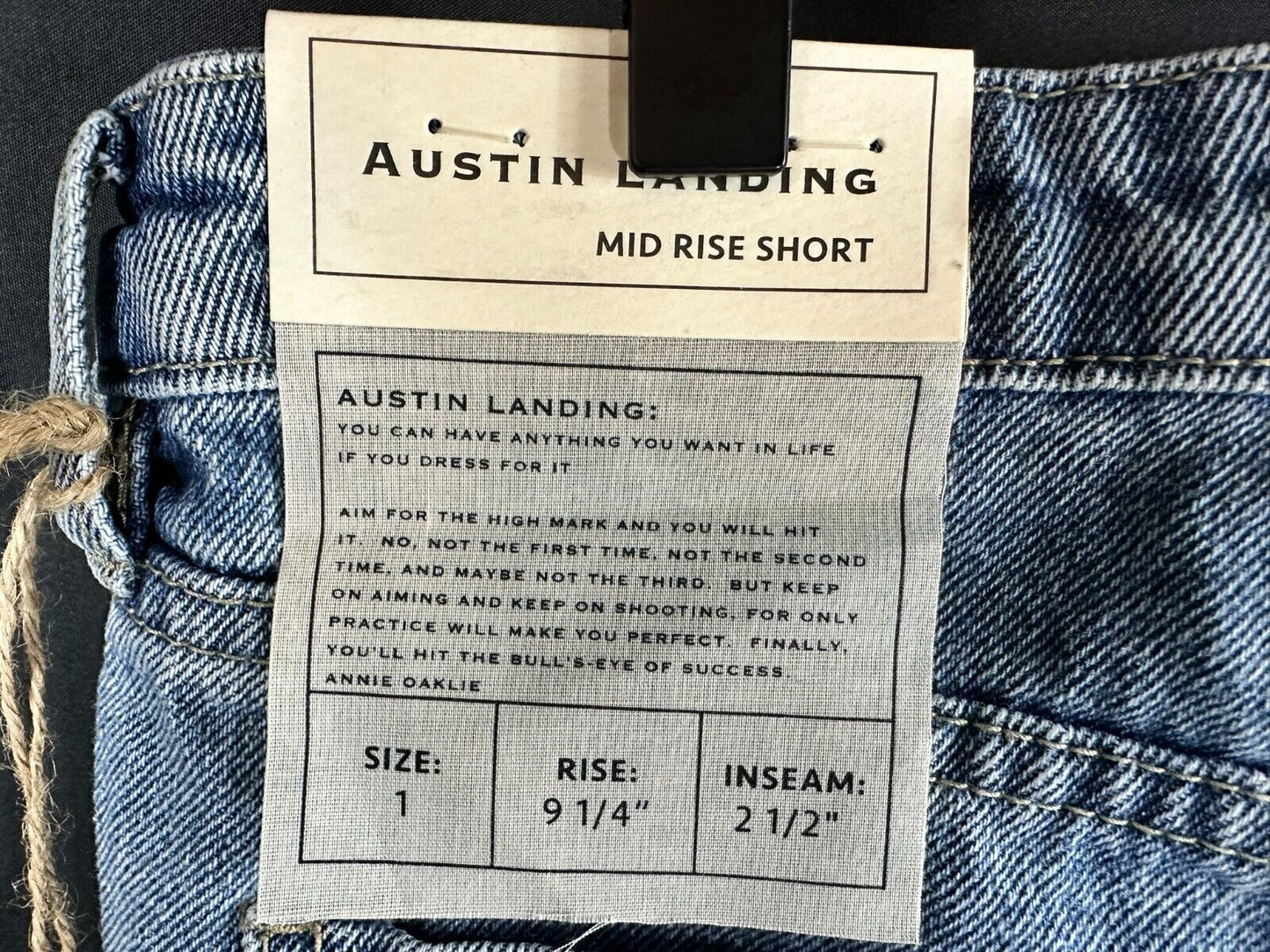 Girls Youth Austin Landing Mid Rise Cutoff Country Buckle Jean Shorts- Size 01/25