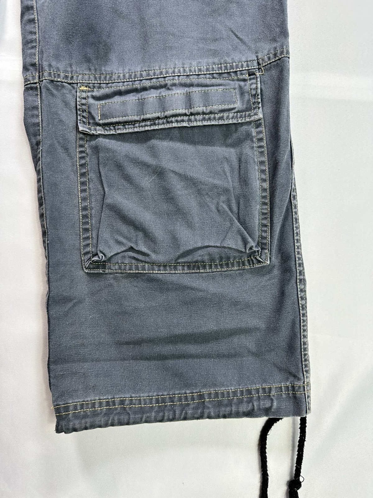 Men's Vintage Bugle Boy Dark Gray 9 Pocket Cargo Pants- Size 30 x 30