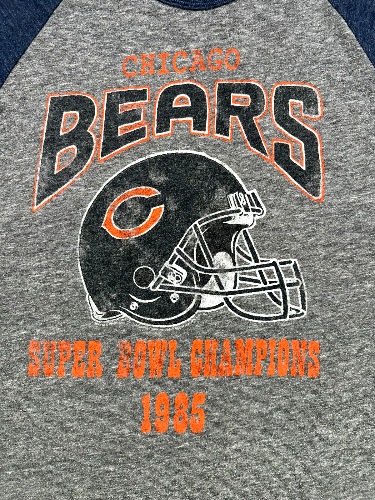 Men's NFL Chicago Bears Superbowl Champions 1985 Long Sleeve T-Shirt- Size M