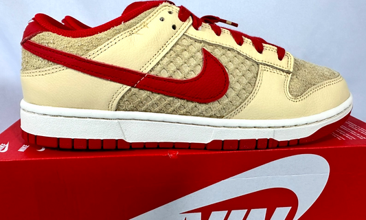 Men's Nike Dunk Low Retro SE "Strawberry Waffle" (HJ9100-294) Size 9