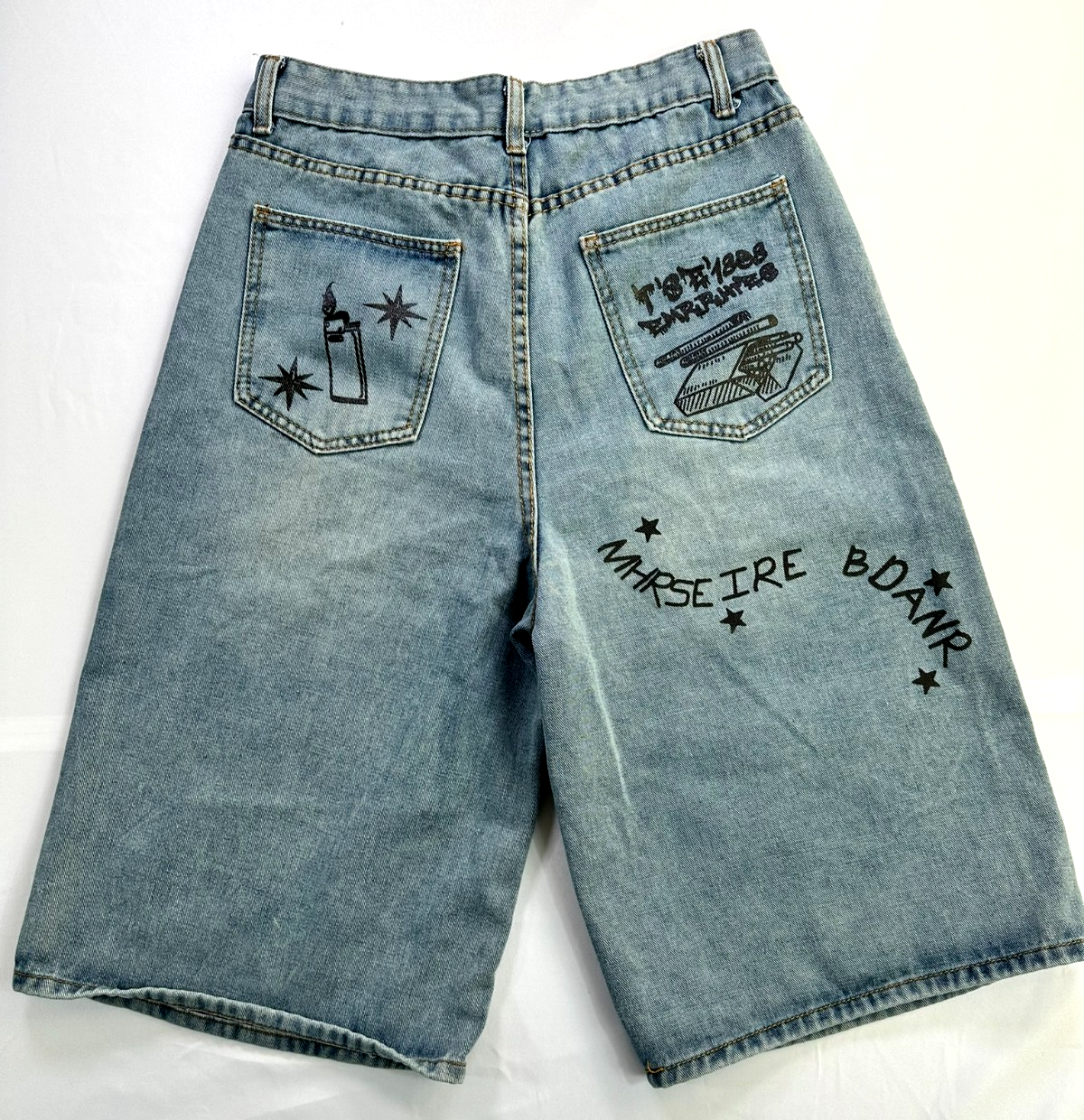 Men's Y2K Style Wide Leg Jorts Loose Fit Jean Shorts- Size 29