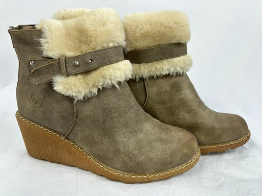 Women's Dirty Laundry Dark Tan Wedge Heel Zip Up Boot- Size 9