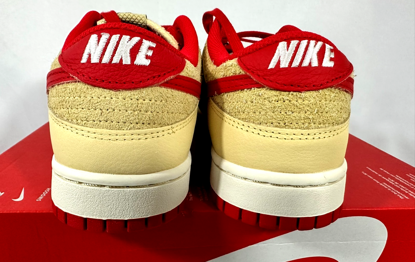 Men's Nike Dunk Low Retro SE "Strawberry Waffle" (HJ9100-294) Size 9